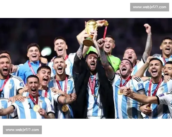 梅西领衔激战绿茵场展现超凡球技助力球队夺冠荣耀